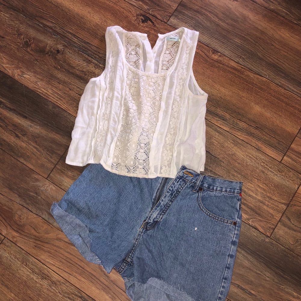 lace crop top